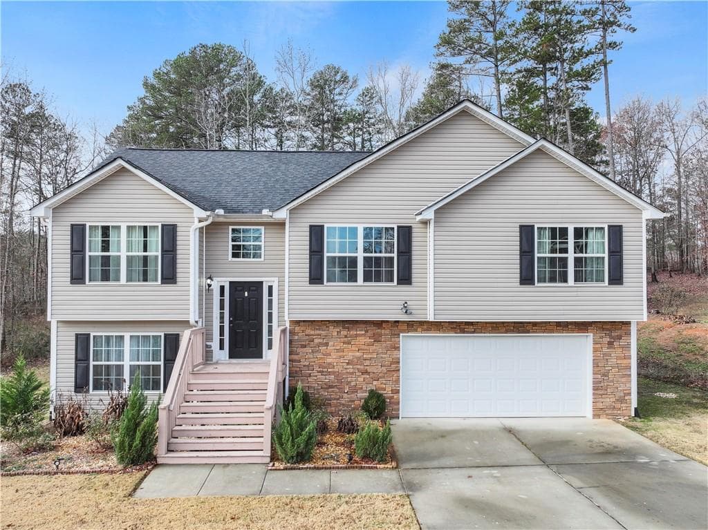 5 bedroom, 3 bathroom, 2,007 sq ft single family residence sold at 3520 Silver Mist Circle, Gainesville, GA 30507