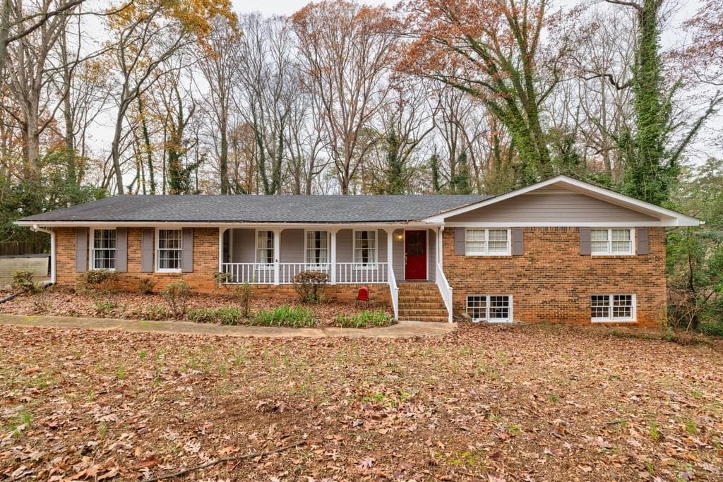 989 Crestwood Lane, Stone Mountain, GA 30087 — most recent listing photo