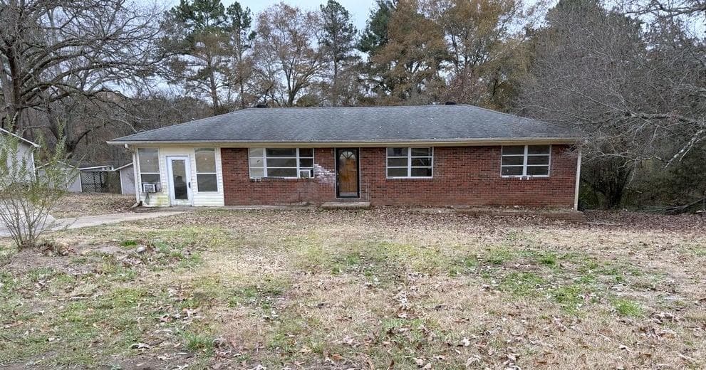 3 bedroom, 2 bathroom, 1,400 sq ft single family residence sold at 331 Morgan Valley Road, Rockmart, GA 30153