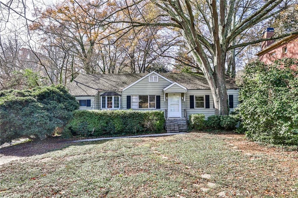 3 bedroom, 2 bathroom, 1,638 sq ft single family residence sold at 311 Willow Lane, Decatur, GA 30030