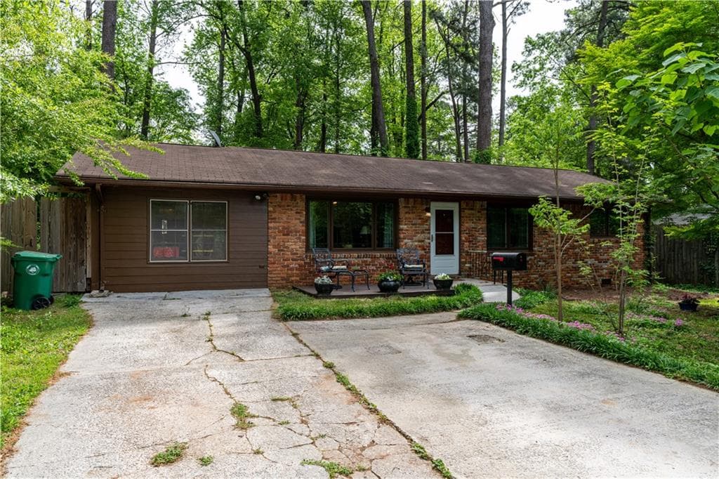 1305 McLendon Drive, Decatur, GA 30033 — most recent listing photo
