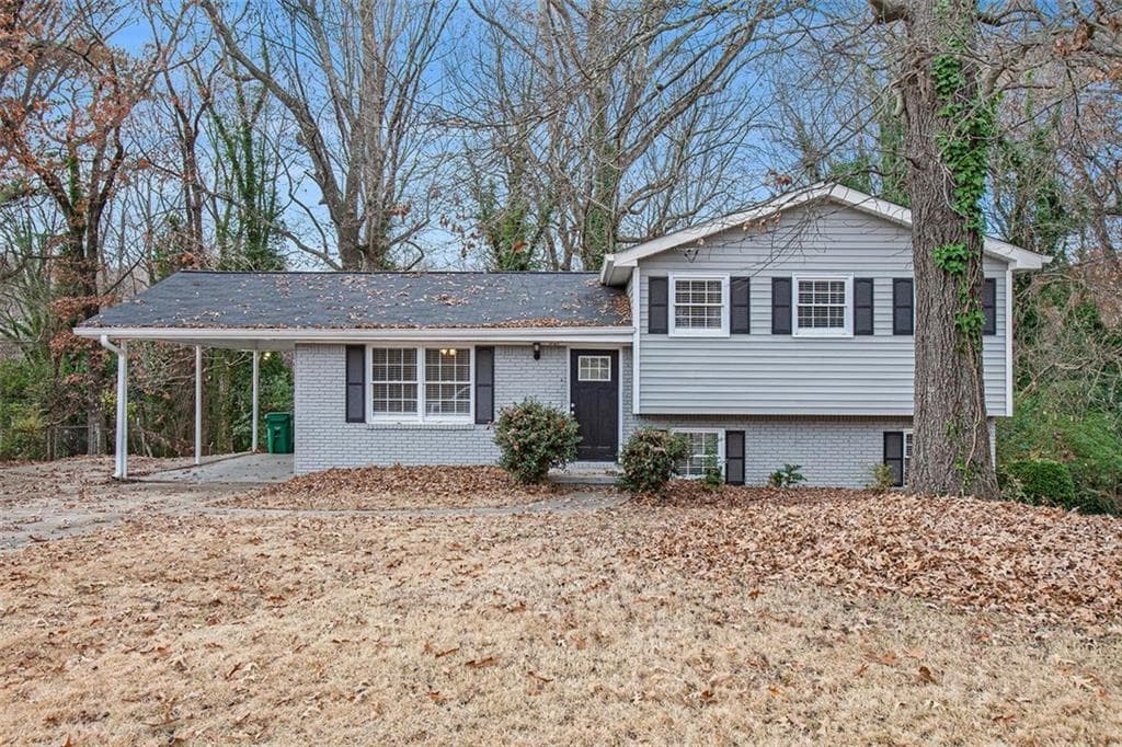 4 bedroom, 2 bathroom, 1,635 sq ft single family residence sold at 2625 CRESTDALE Circle, Atlanta, GA 30316