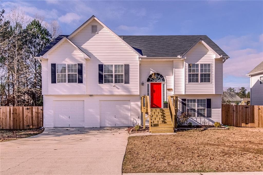 5 bedroom, 3 bathroom single family residence sold at 603 St Charles Avenue, Dallas, GA 30157
