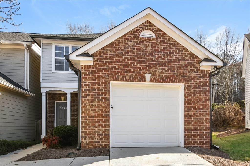 3 bedroom, 3 bathroom, 1,248 sq ft single family residence sold at 4740 Autumn Rose Trail, Oakwood, GA 30566