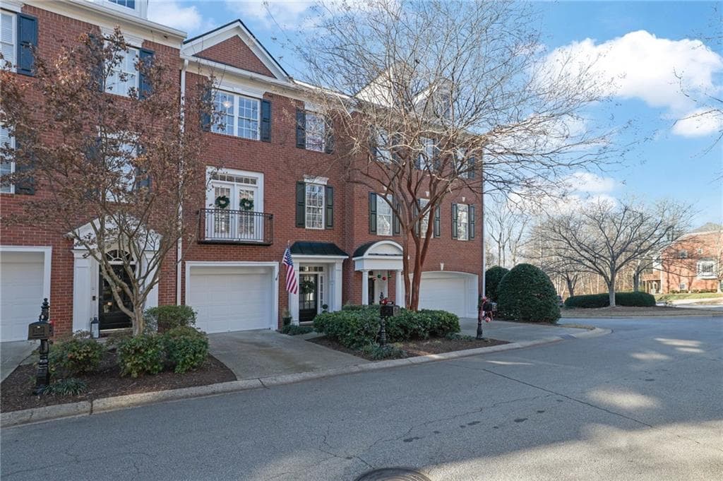 2 bedroom, 3 bathroom, 1,824 sq ft townhouse sold at 1709 Waters Edge Trail, Roswell, GA 30075