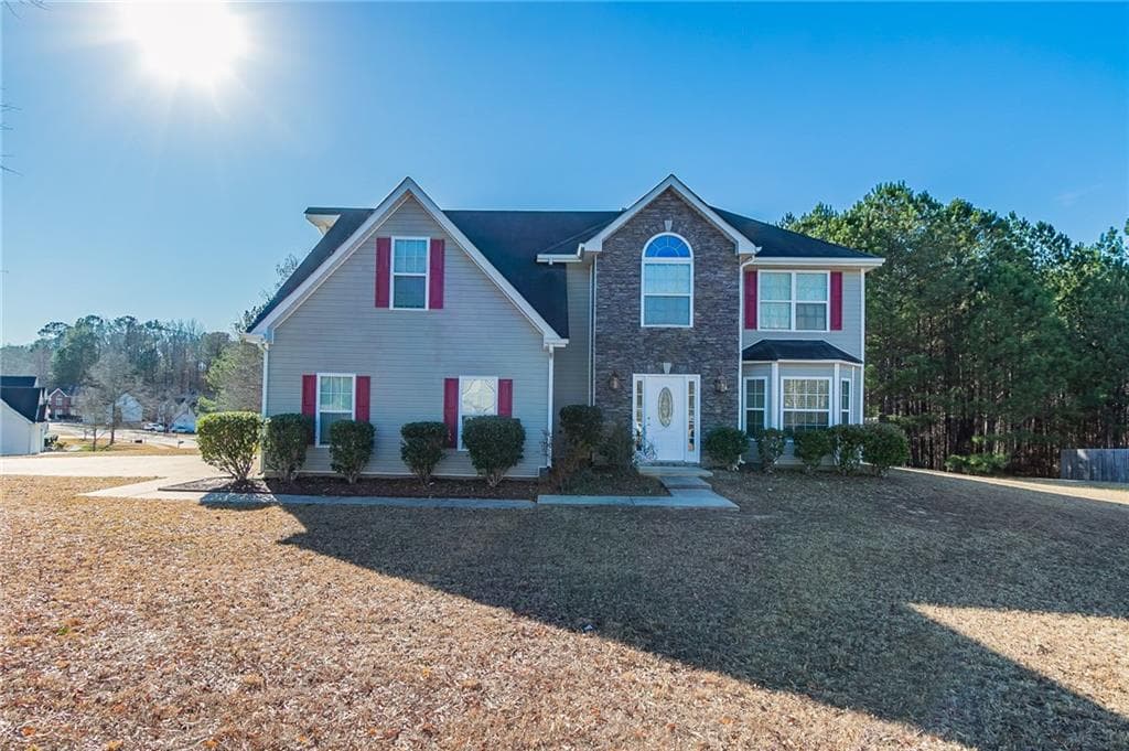 4 bedroom, 3 bathroom single family residence sold at 3867 Oakman Place, Fairburn, GA 30213