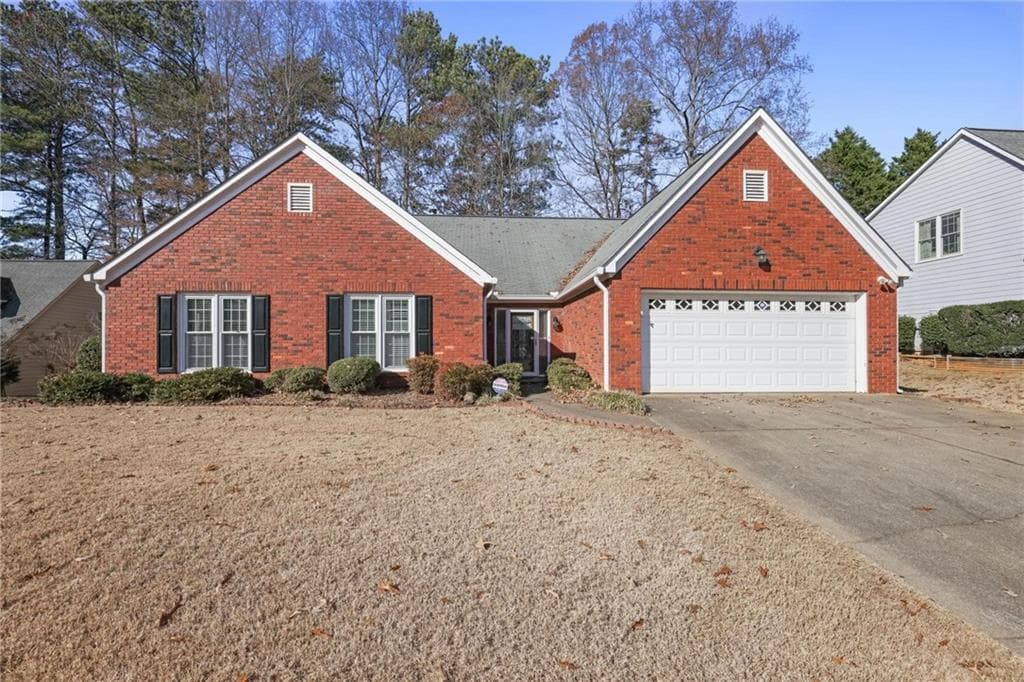3 bedroom, 2 bathroom, 2,220 sq ft single family residence sold at 4602 Cantle Court, Acworth, GA 30101