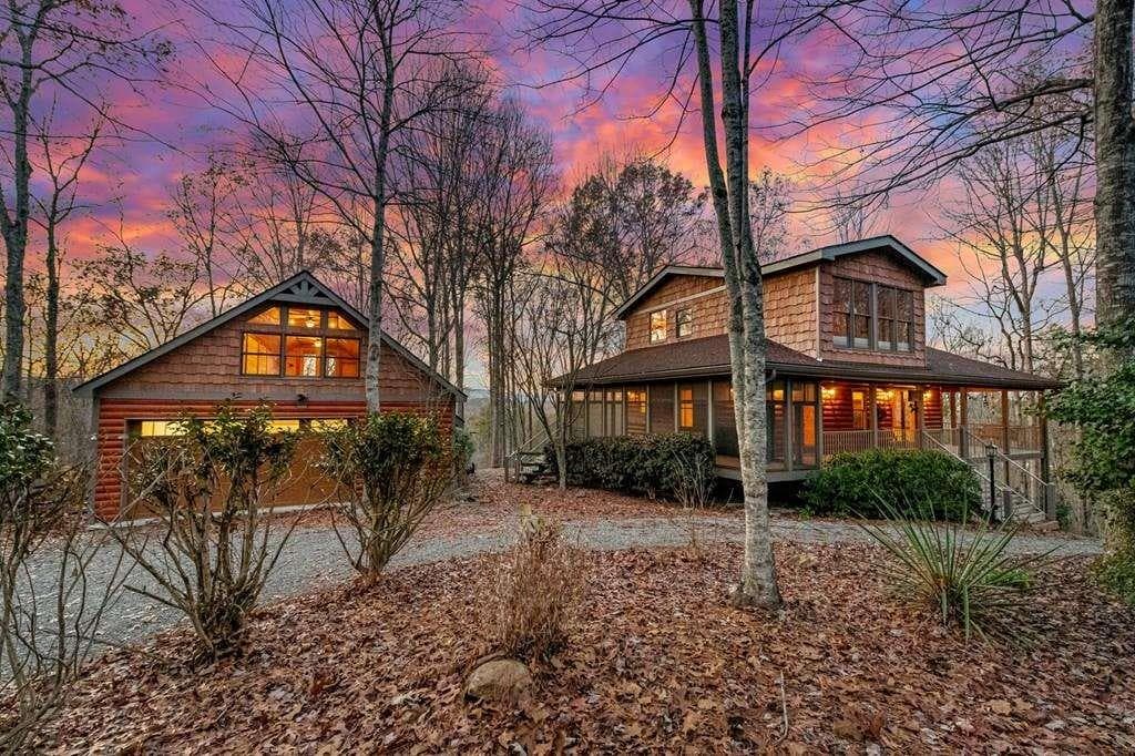 4 bedroom, 3 bathroom single family residence sold at 132 Logan Drive, Mineral Bluff, GA 30559