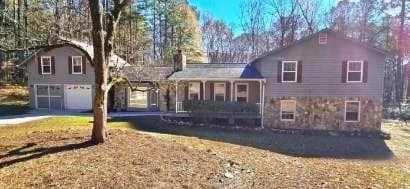 4 bedroom, 3 bathroom, 2,756 sq ft single family residence sold at 140 Annie Chandler Trail, Lawrenceville, GA 30045
