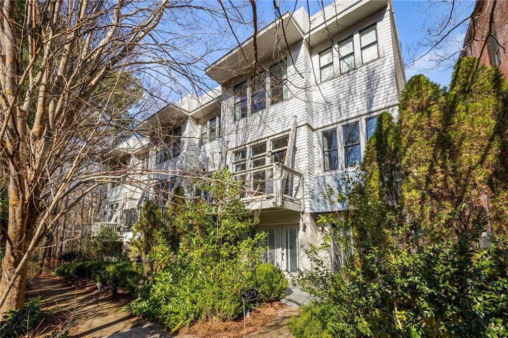 9129 Selborne Lane, Chattahoochee Hills, GA 30268 — most recent listing photo