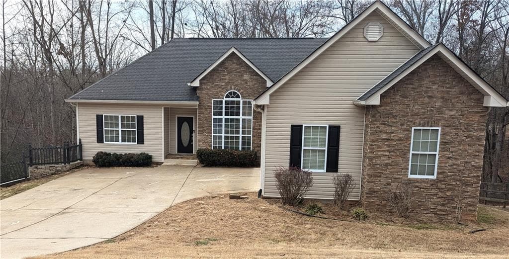 3582 Phoenix Cove Drive, Gainesville, GA 30506 — most recent listing photo