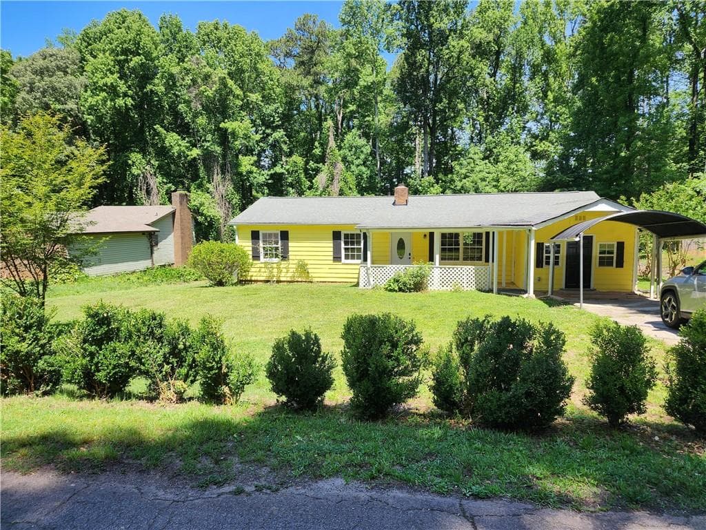 5 bedroom, 3 bathroom single family residence sold at 5028 Valley Court, Oakwood, GA 30566