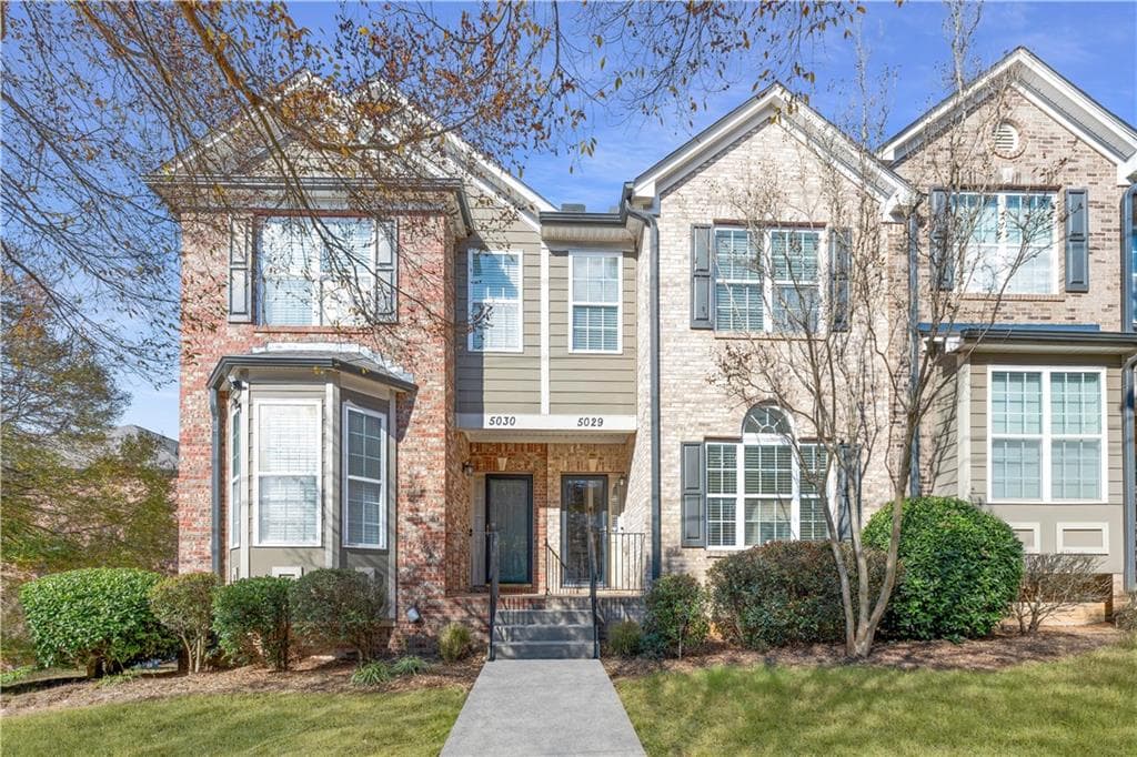 3 bedroom, 4 bathroom townhouse sold at 5029 Bayrose Circle 29A, East Point, GA 30344
