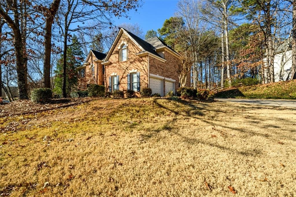 5 bedroom, 5 bathroom single family residence sold at 601 Goldpoint Trace, Woodstock, GA 30189