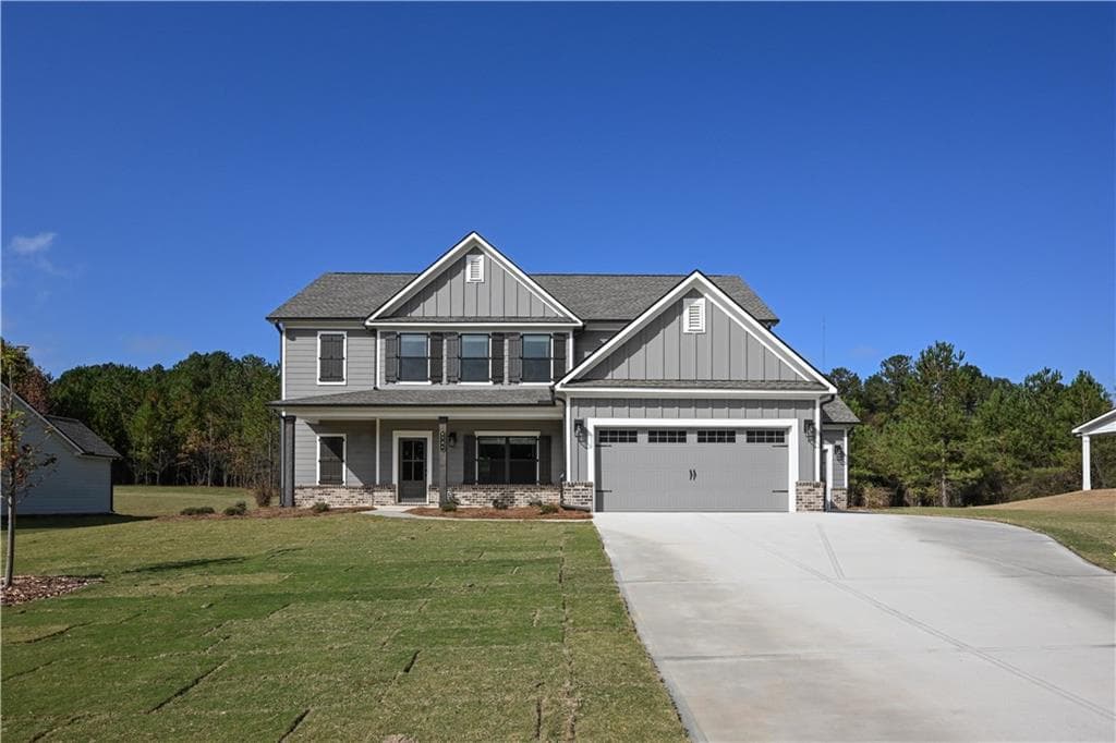4 bedroom, 3 bathroom, 2,660 sq ft single family residence sold at 1189 Red Oak Boulevard, Loganville, GA 30052