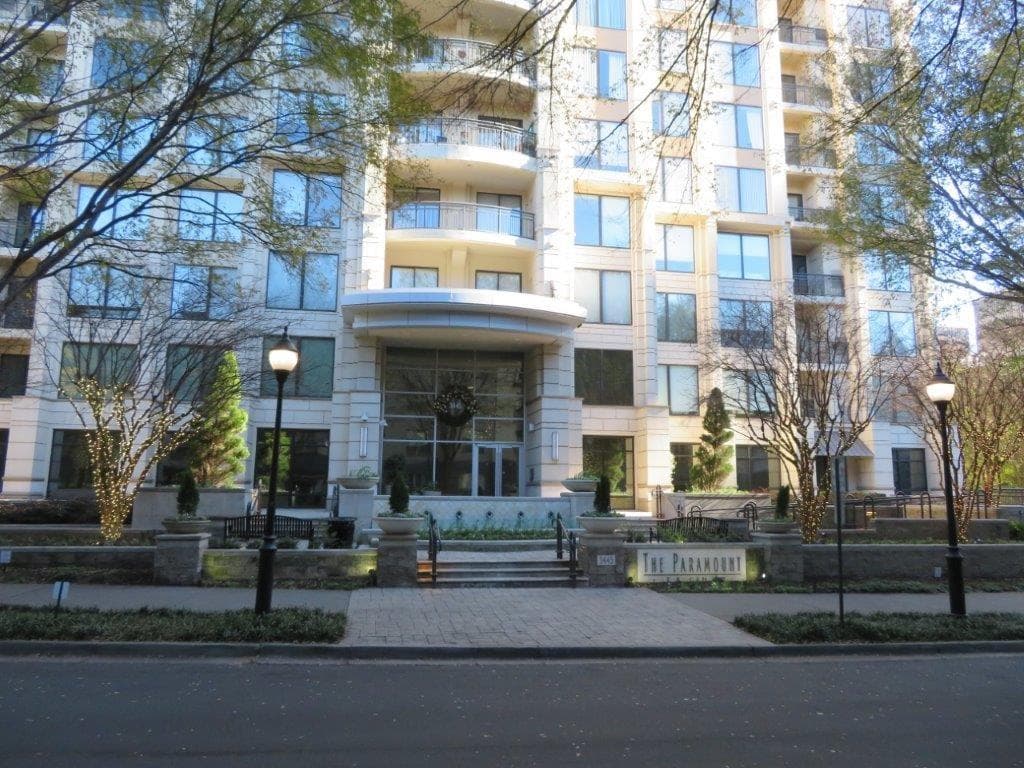 1 bedroom, 1 bathroom, 1,303 sq ft condominium sold at 3445 Stratford Road 1908, Atlanta, GA 30326