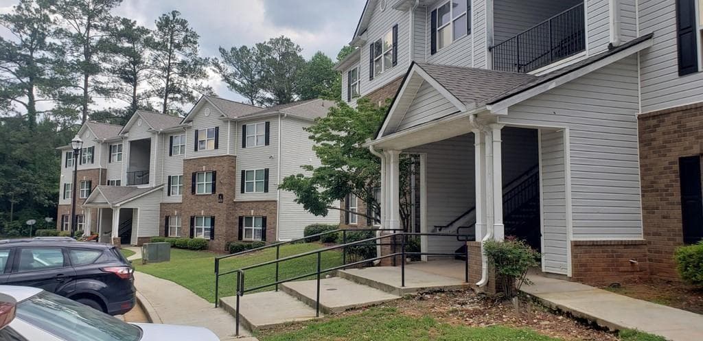 2103 Fairington Village Drive, Lithonia, GA 30038 — most recent listing photo