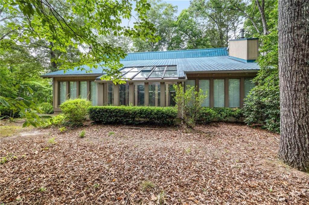3 bedroom, 3 bathroom single family residence sold at 217 Honey Suckle Lane, Clarkesville, GA 30523