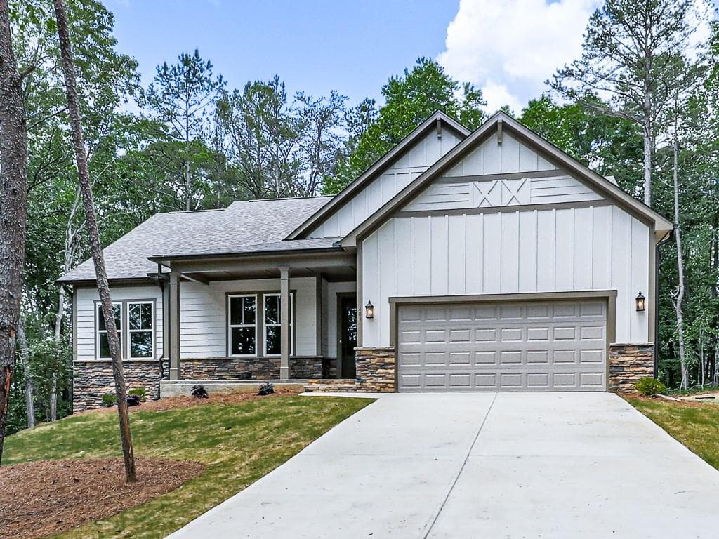 3 bedroom, 3 bathroom single family residence sold at 0 Round Top Road, Ellijay, GA 30540