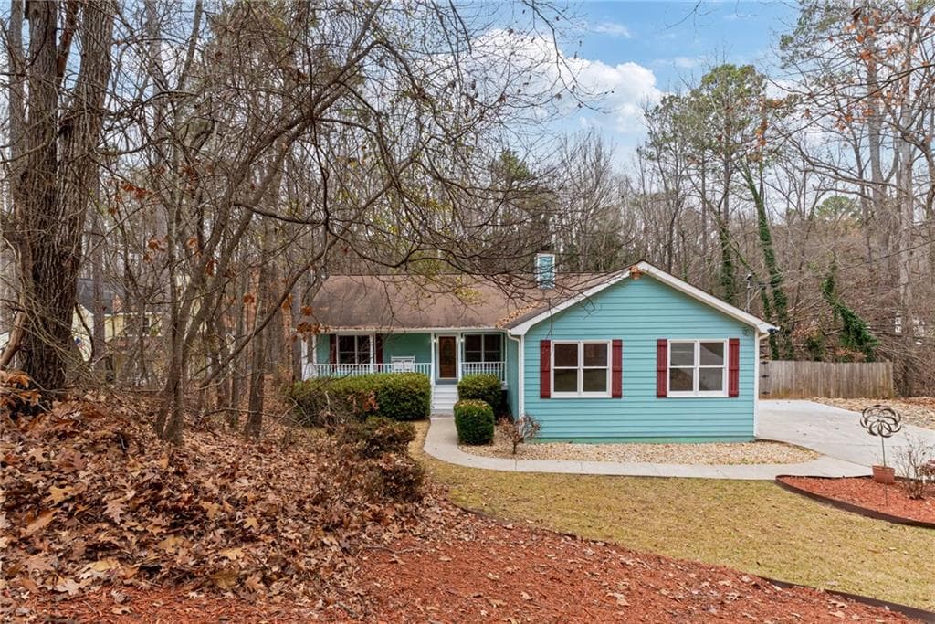 325 Oak Street, Fayetteville, GA 30215 — most recent listing photo