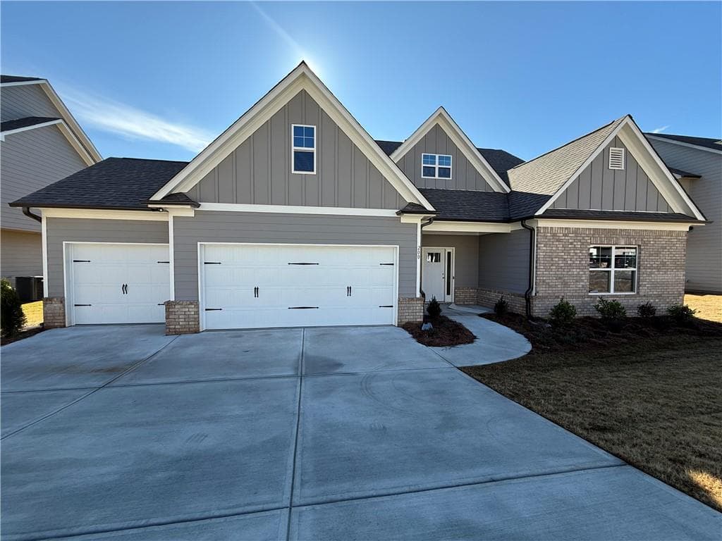 200 CHEROKEE ROSE Lane, Hoschton, GA 30548 — most recent listing photo