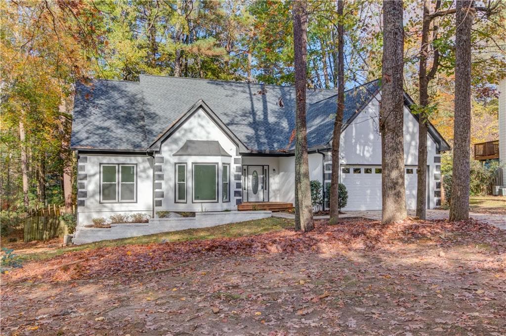 370 Shyrewood Drive, Lawrenceville, GA 30043 — most recent listing photo