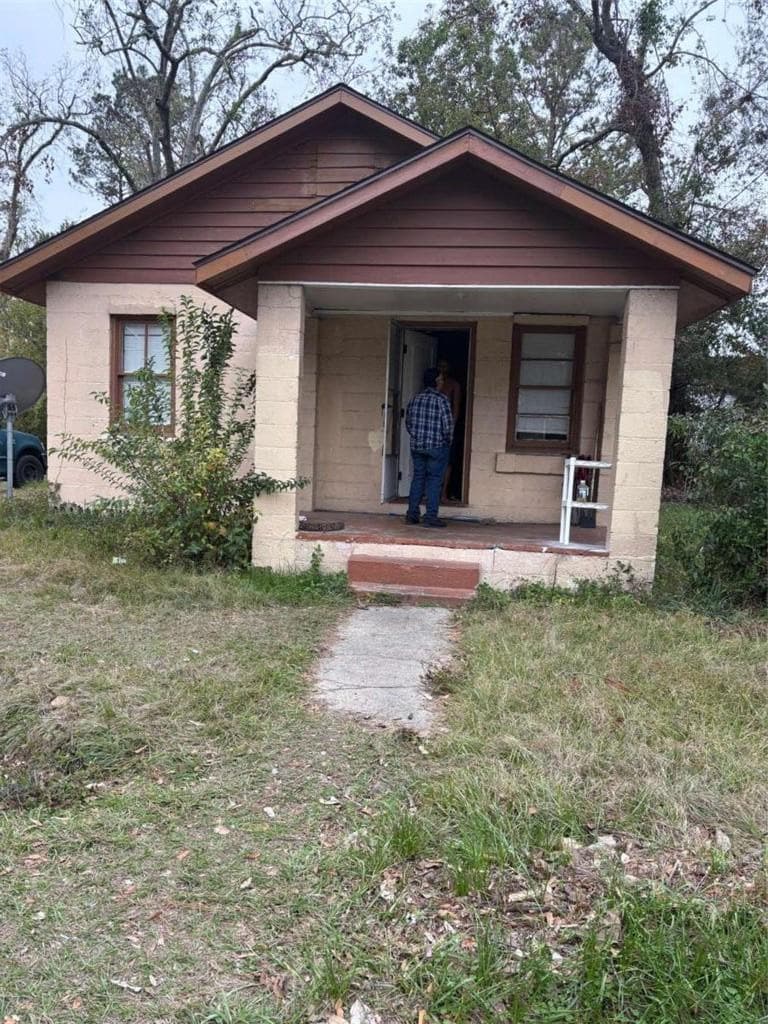 412 N Barack Obama Boulevard, Valdosta, GA 31601 — most recent listing photo