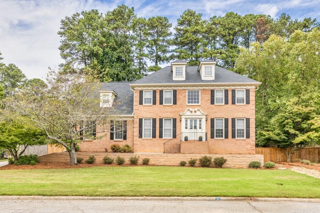 5 bedroom, 3 bathroom, 2,760 sq ft single family residence sold at 736 Oxford Court, Lilburn, GA 30047