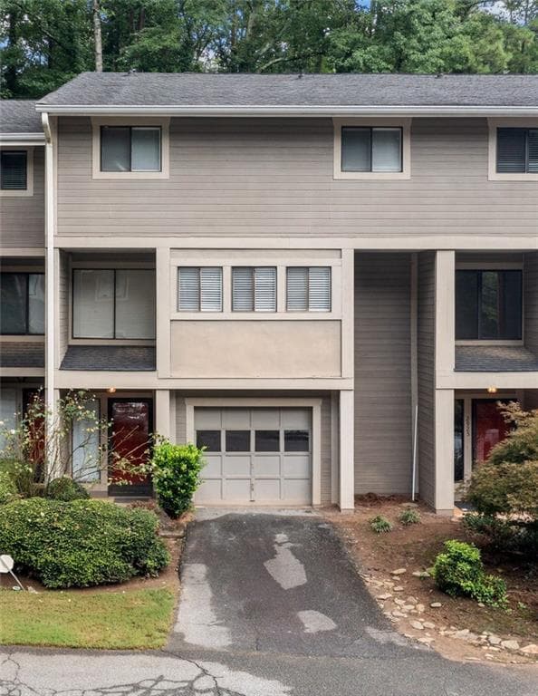 3 bedroom, 3 bathroom condominium sold at 2927 Torreya Way, Marietta, GA 30067