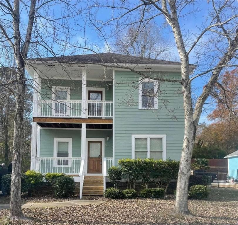 3 bedroom, 3 bathroom single family residence sold at 283 Boulder Park Lane, Atlanta, GA 30331