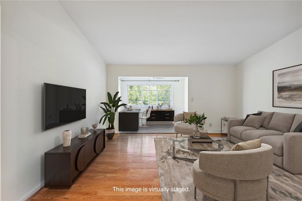 2 bedroom, 2 bathroom, 1,392 sq ft condominium sold at 1468 Briarwood Road 1308, Brookhaven, GA 30319