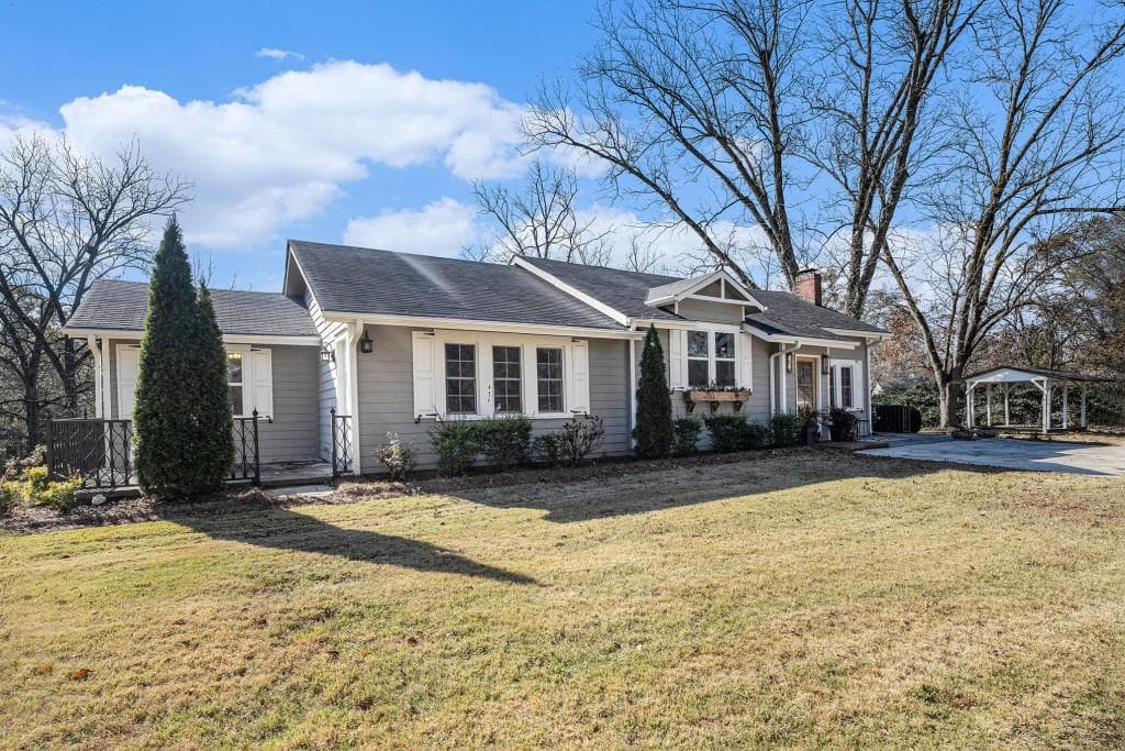 4 bedroom, 3 bathroom single family residence sold at 196 Railroad Street, Pendergrass, GA 30567