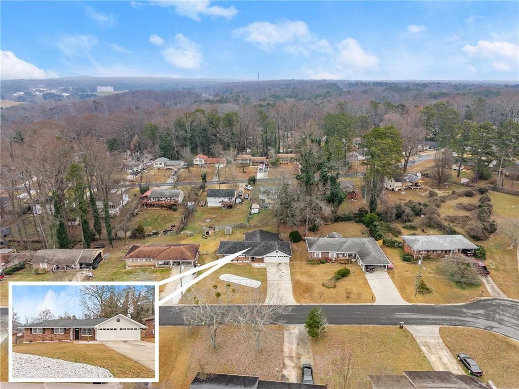 5 bedroom, 3 bathroom, 2,624 sq ft single family residence under contract at 1283 Woodleigh Road, Marietta, GA 30008 — photo 3