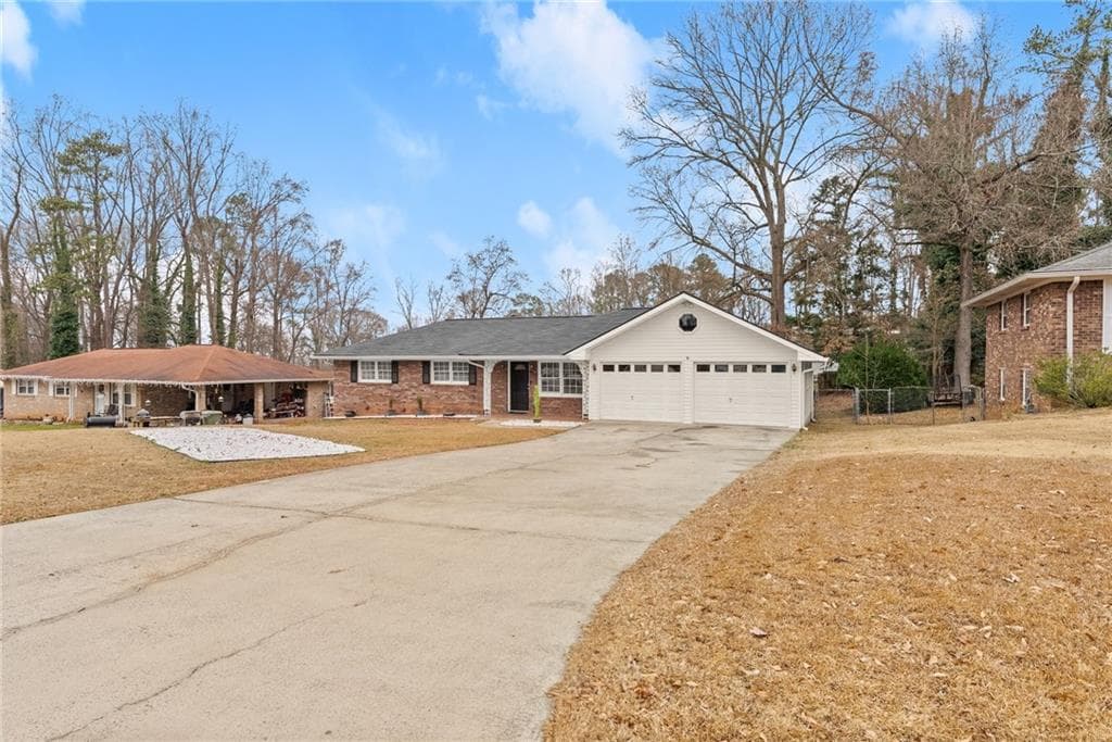 5 bedroom, 3 bathroom, 2,624 sq ft single family residence under contract at 1283 Woodleigh Road, Marietta, GA 30008 — photo 4