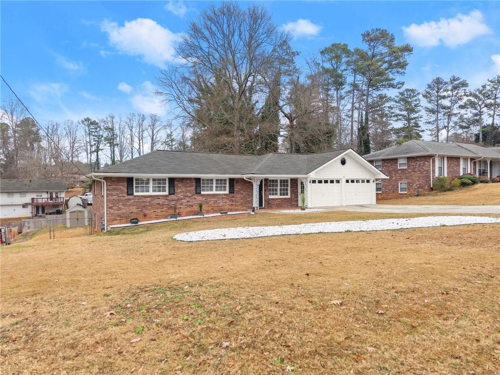 5 bedroom, 3 bathroom, 2,624 sq ft single family residence under contract at 1283 Woodleigh Road, Marietta, GA 30008 — photo 5