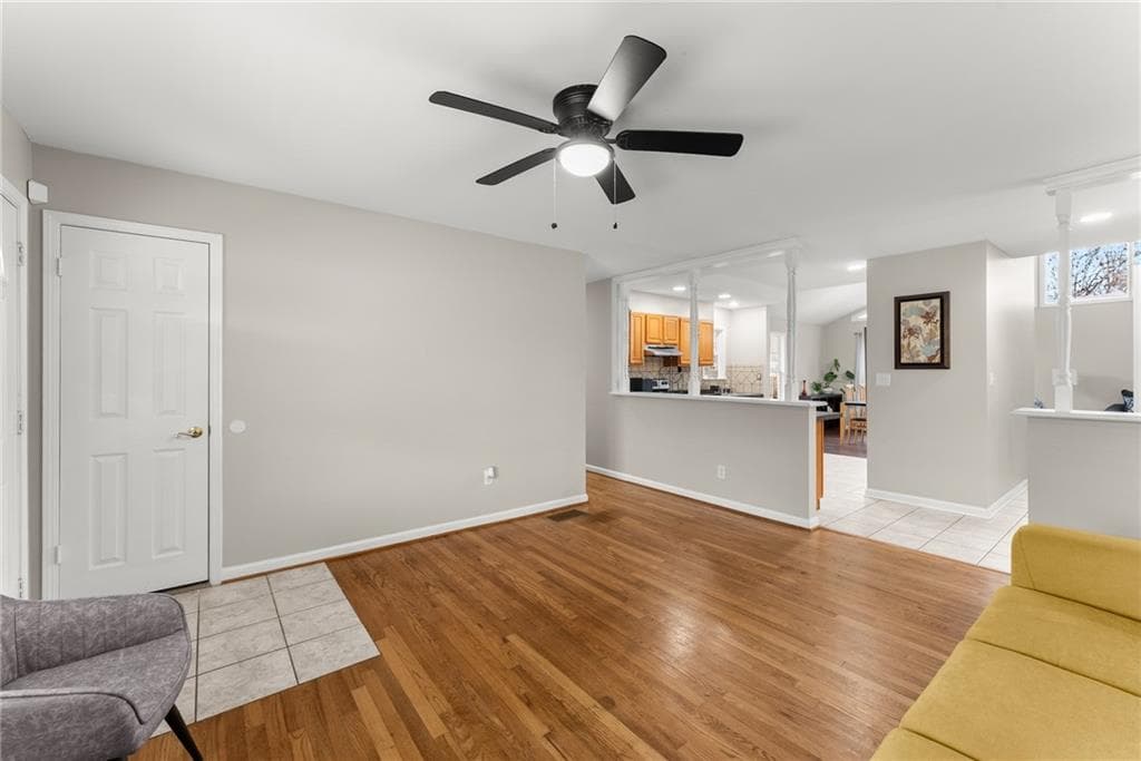 5 bedroom, 3 bathroom, 2,624 sq ft single family residence under contract at 1283 Woodleigh Road, Marietta, GA 30008 — photo 8