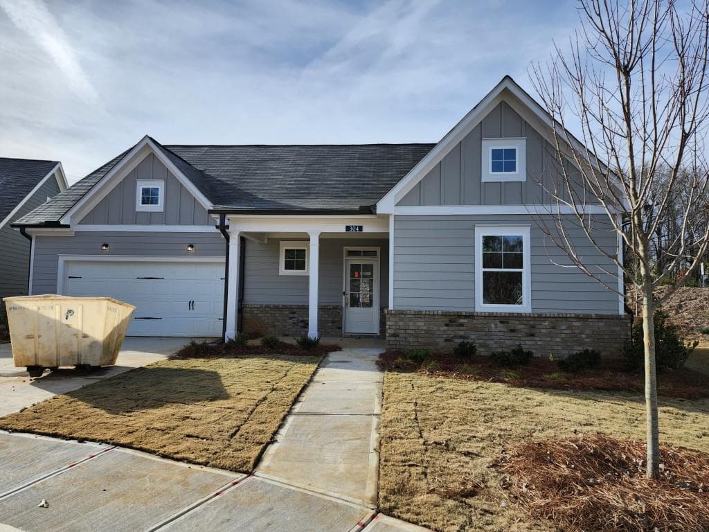 2 bedroom, 3 bathroom single family residence sold at 304 Bunker Hill Court, Acworth, GA 30102