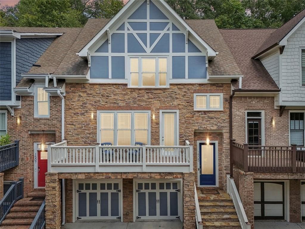 3 bedroom, 4 bathroom townhouse sold at 1505 Whitehead Bluff, Atlanta, GA 30318