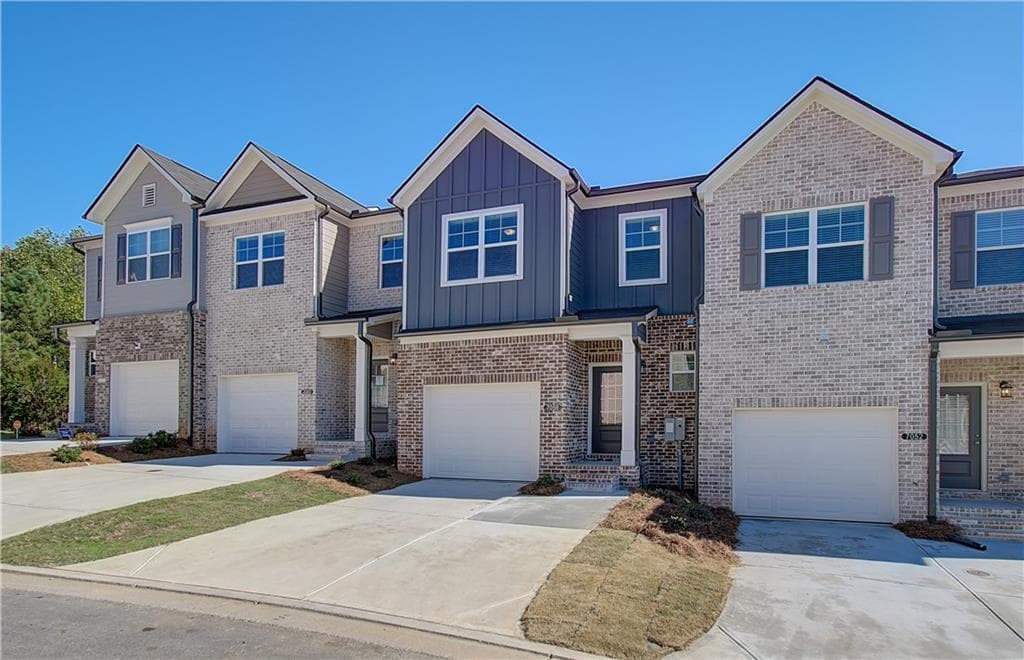 7012 Fringe Flower Drive 87, Austell, GA 30168 — most recent listing photo