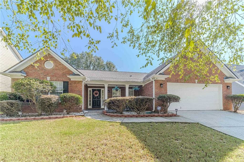 4 bedroom, 2 bathroom, 1,980 sq ft single family residence sold at 4000 Savannah Ridge Trace, Loganville, GA 30052