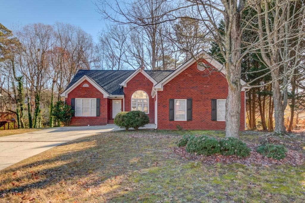 4 bedroom, 3 bathroom single family residence sold at 100 Jessamine Trail, Lawrenceville, GA 30046