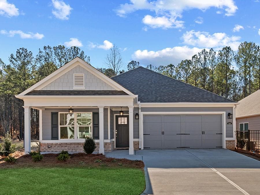 2 bedroom, 2 bathroom, 1,675 sq ft single family residence sold at 1326 Cedarcrest Boulevard, Acworth, GA 30101