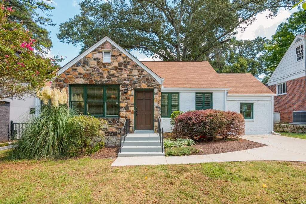 3 bedroom, 2 bathroom, 1,540 sq ft single family residence sold at 1010 S McDonough Street, Decatur, GA 30030