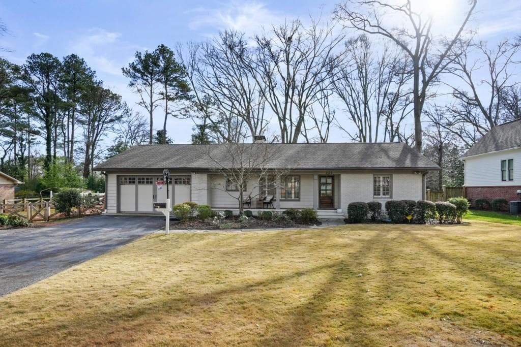 320 Chicopee Drive, Marietta, GA 30060 — most recent listing photo
