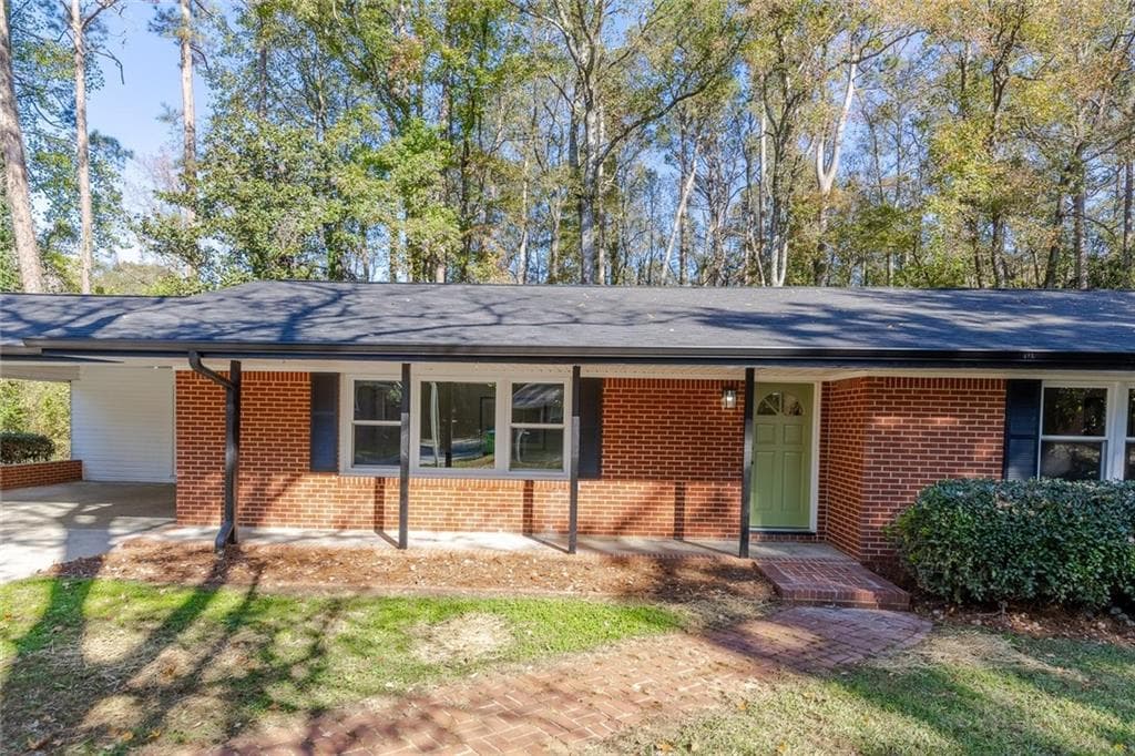 4 bedroom, 3 bathroom, 2,854 sq ft single family residence sold at 2718 Pine Grove Court, Austell, GA 30106