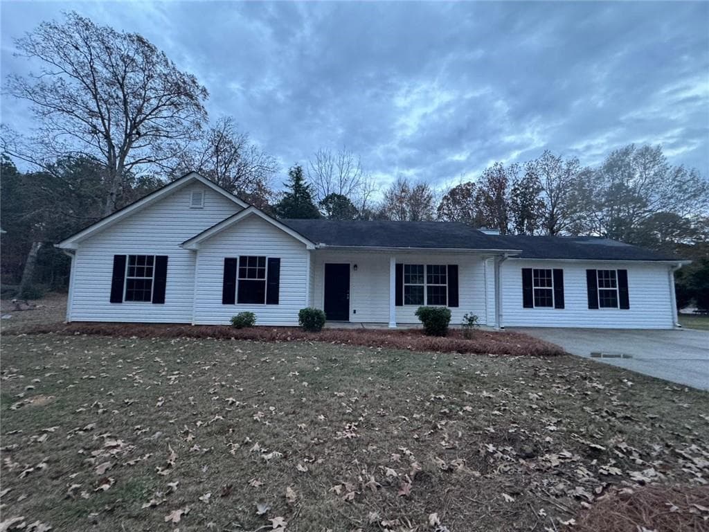 3 bedroom, 2 bathroom single family residence sold at 1705 6th Street Road, Cedartown, GA 30125