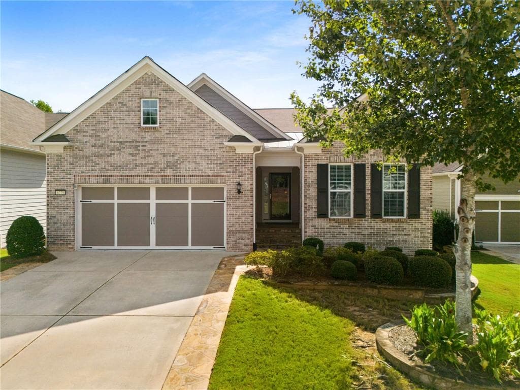 6775 Black Fox Drive, Hoschton, GA 30548 — most recent listing photo