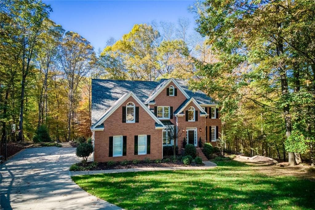 6 bedroom, 5 bathroom, 5,108 sq ft single family residence sold at 875 Dockbridge Way, Milton, GA 30004