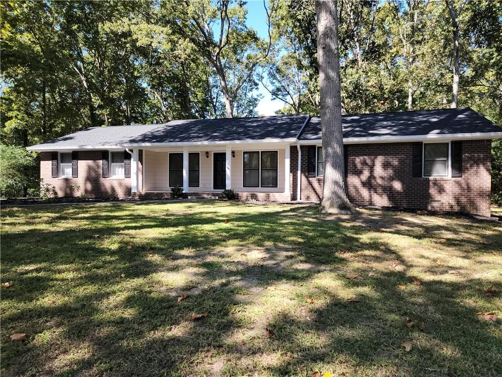 1076 Oak Grove Circle, Lawrenceville, GA 30043 — most recent listing photo