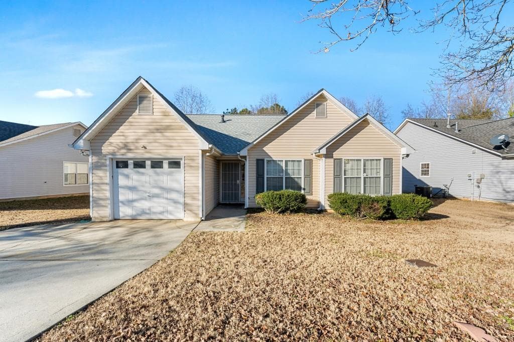 942 Maple Leaf Ridge, Jonesboro, GA 30238 — most recent listing photo